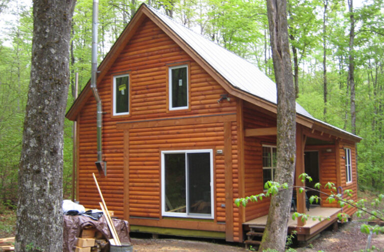 Gallery-Featured-Image-Camp-in-Averys-Gore-VT