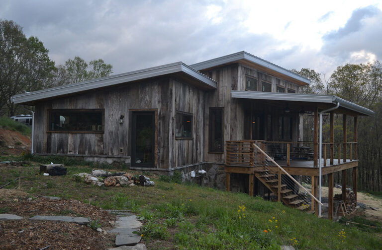 Gallery-Featured-Image-Contemporary-Building-in-Ceres-VA