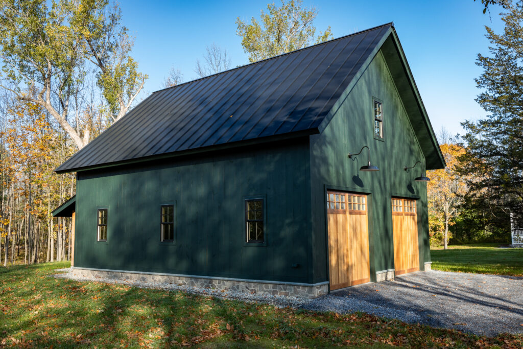 Simple building shape - rectangular timber frame garage